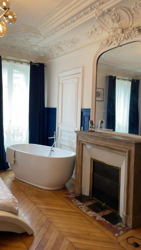 Guest Room Nearby Champs Elysees Paryż Zewnętrze zdjęcie